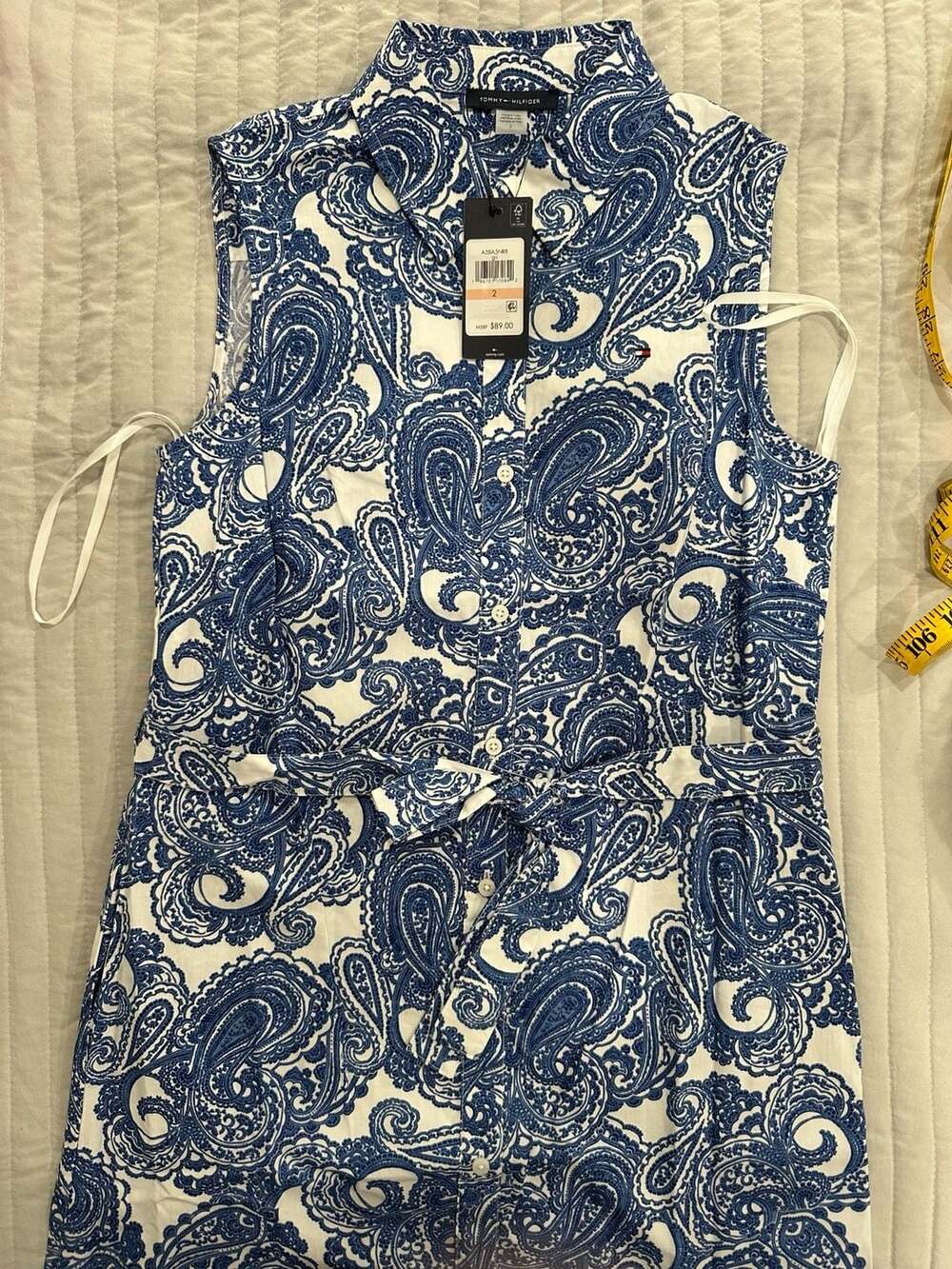 NWT Tommy Hilfiger Paisley Sleeveless Belted Shirtdress Blue White Size 2 - Picture 2 of 7